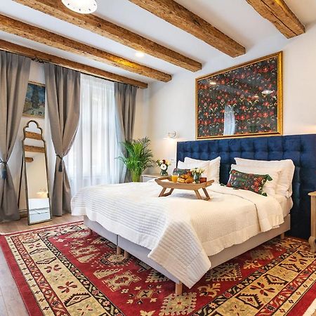 Nikolas Haus Брашов Экстерьер фото