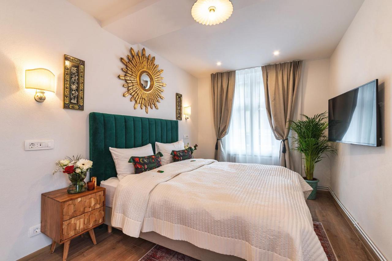 Nikolas Haus Брашов Экстерьер фото