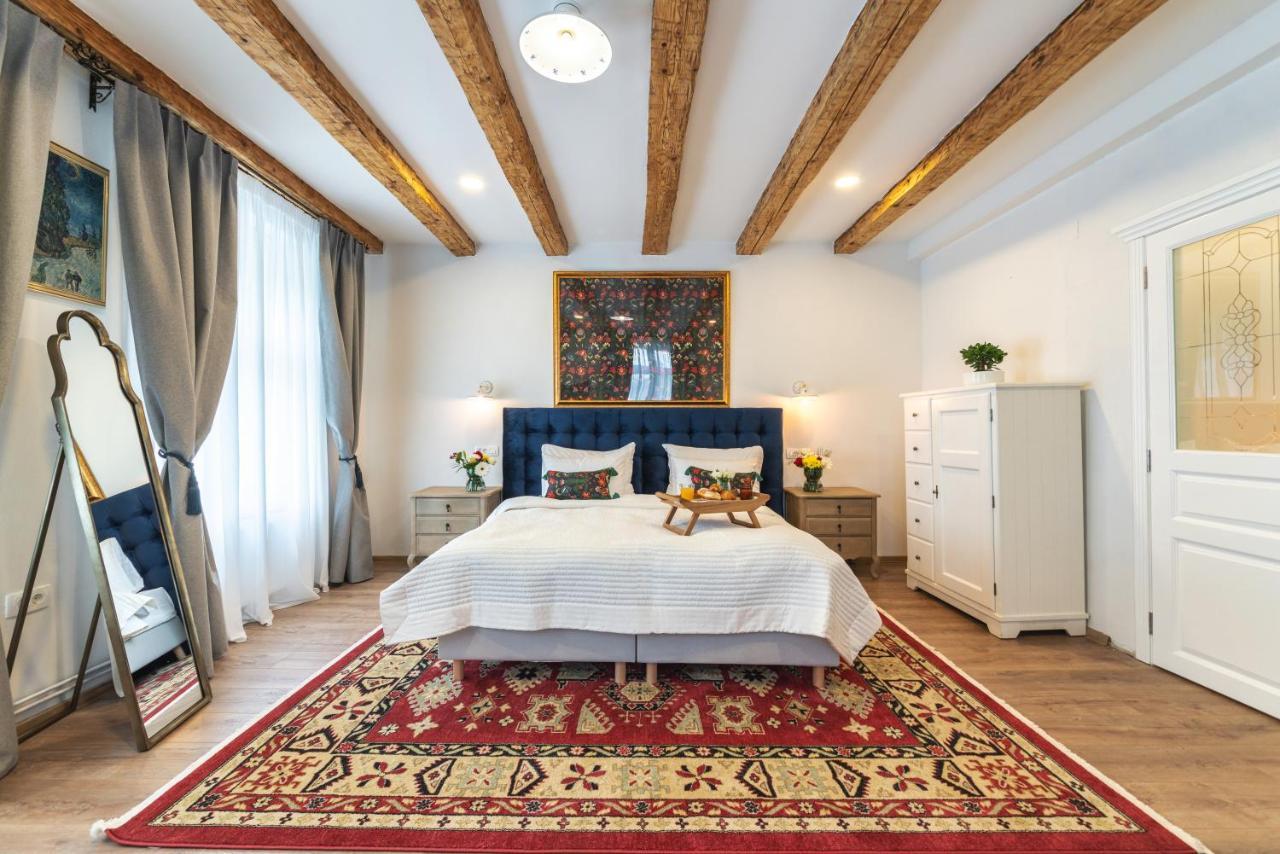 Nikolas Haus Брашов Экстерьер фото